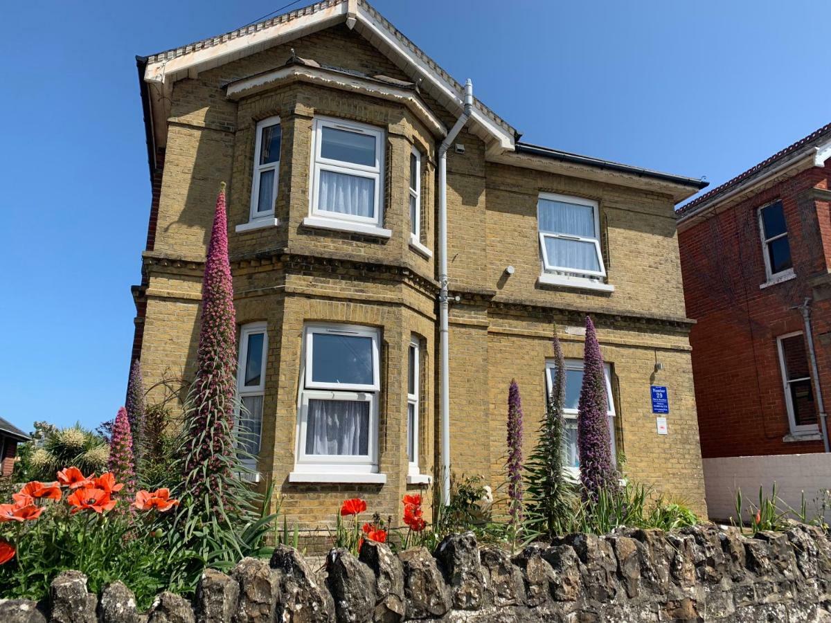 Number 29 - Only Adults Bed & Breakfast Shanklin Exterior photo